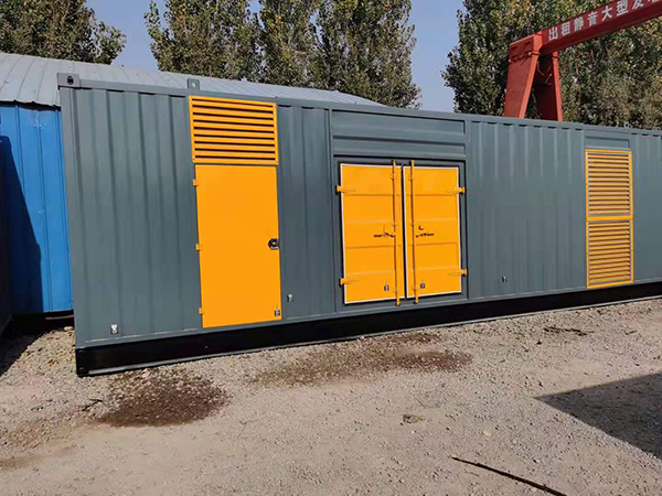 东山300kw 柴油发电机组用多大的空气开关？