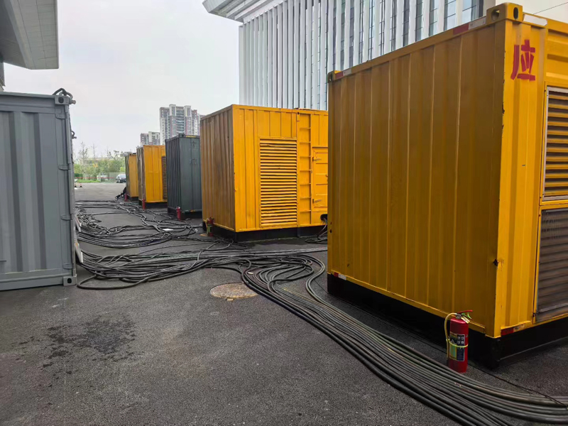 东山不同季节柴油发电机组保养有哪些注意事项?