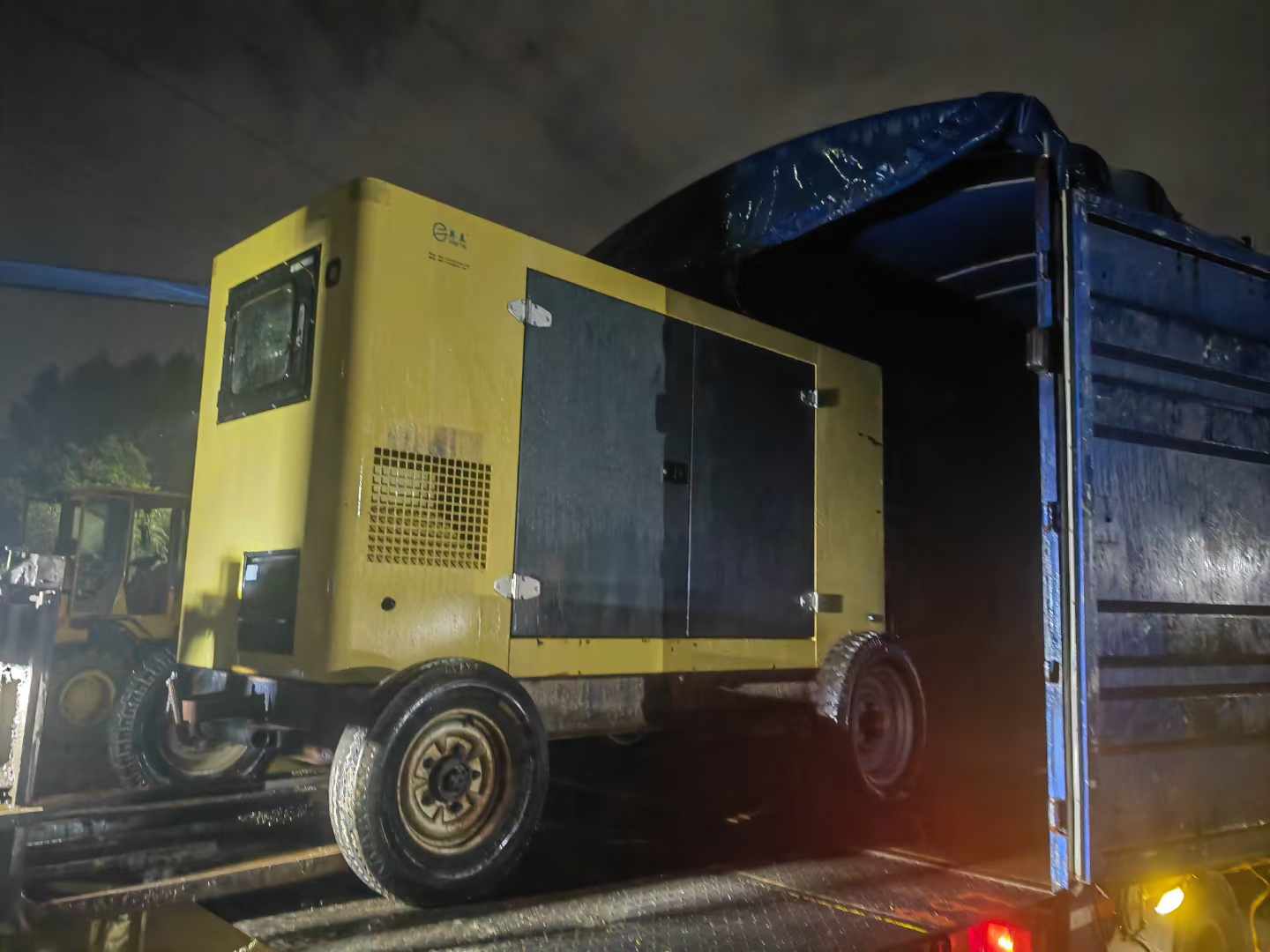 东山如何根据负载特性选择合适的柴油发电机？