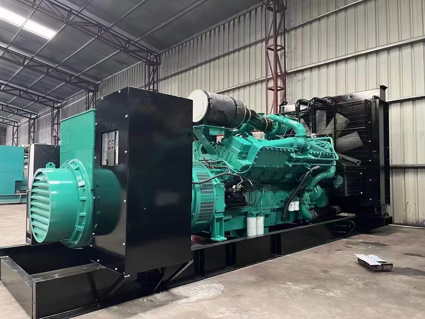 东山如何修正海拔高度对电缆载流量的影响？