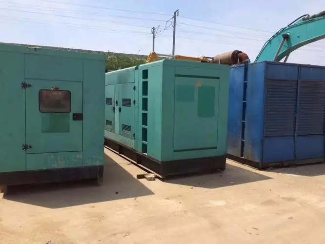 东山柴油发电机组的电压和功率之间有什么关系？