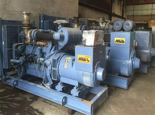 东山柴油发电机如何测试电流大小？