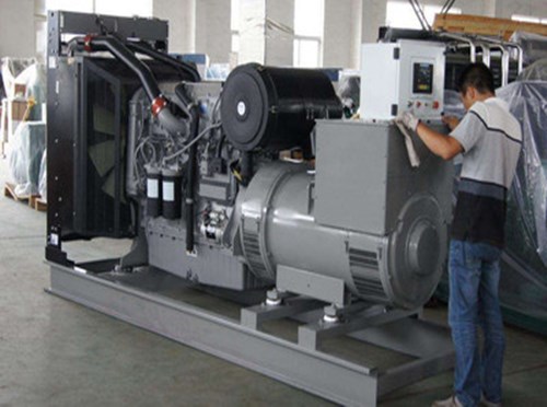 东山柴油发电机组和储能设备配合使用的案例