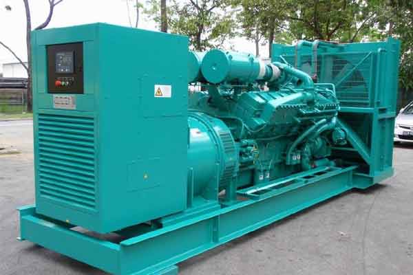 东山柴油发电机组电压不稳定怎样维修？